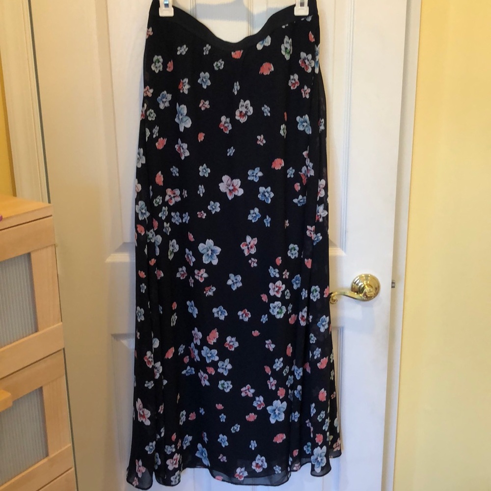 Ann Taylor Maxi Skirt